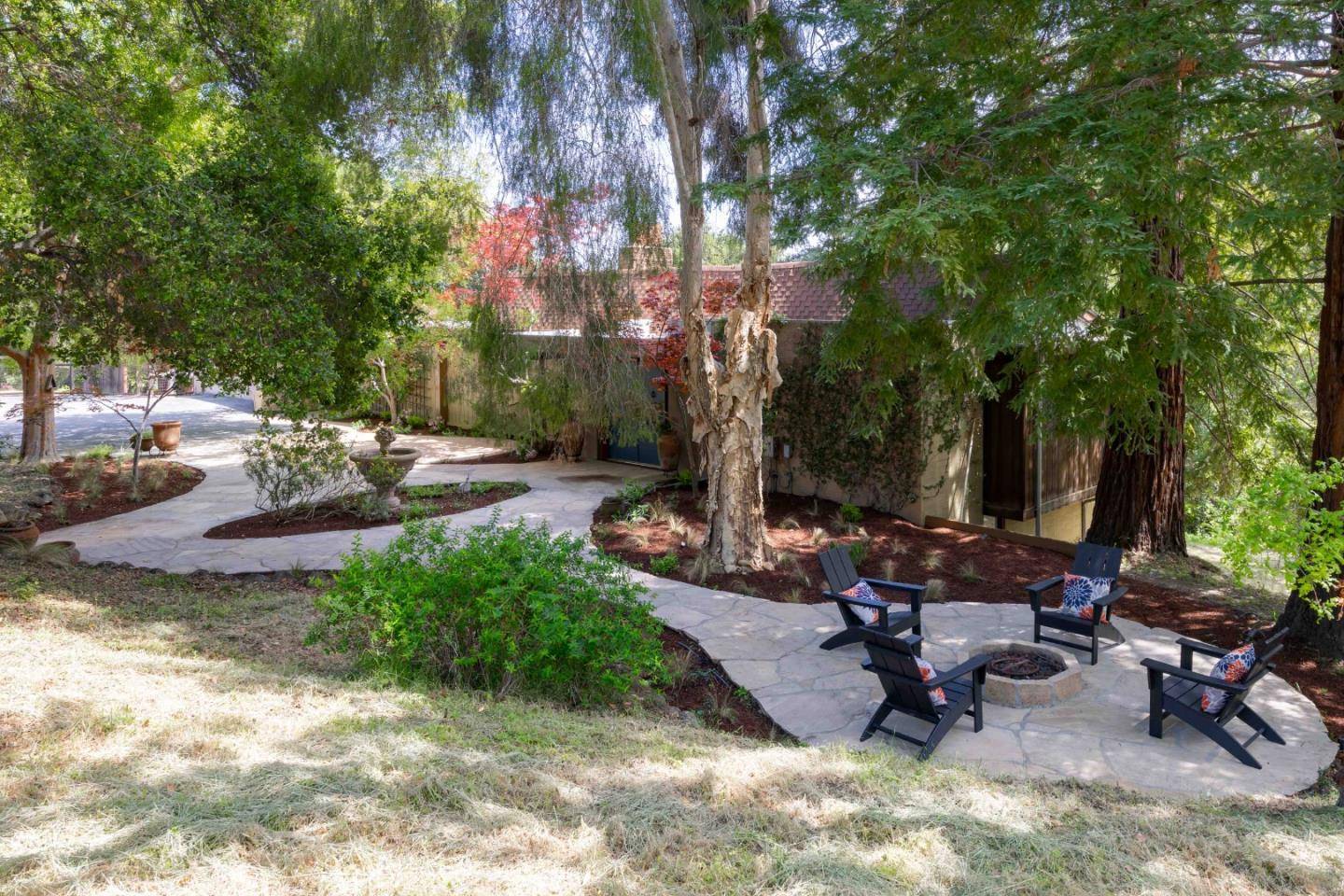 27690 Briones CT, Los Altos Hills, CA 94022