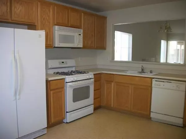 Los Banos, CA 93635,642 Kensington CIR