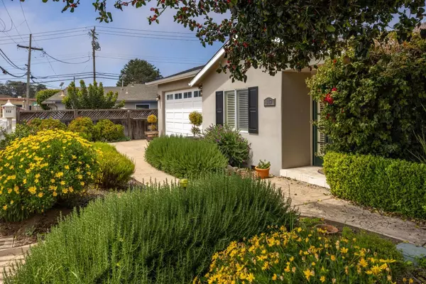 Monterey, CA 93940,113 Mcnear ST