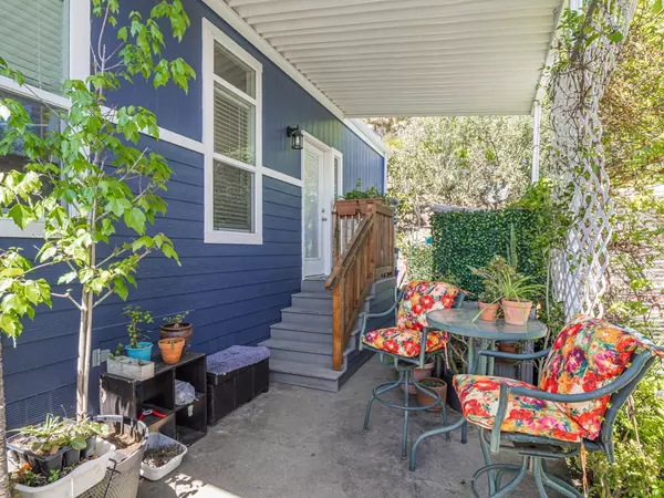 Soquel, CA 95073,999 Old San Jose RD 20