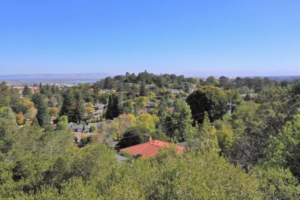San Carlos, CA 94070,39 Madera AVE