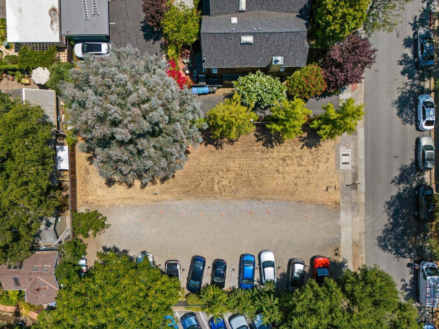 Palo Alto, CA 94301,733 Ramona ST