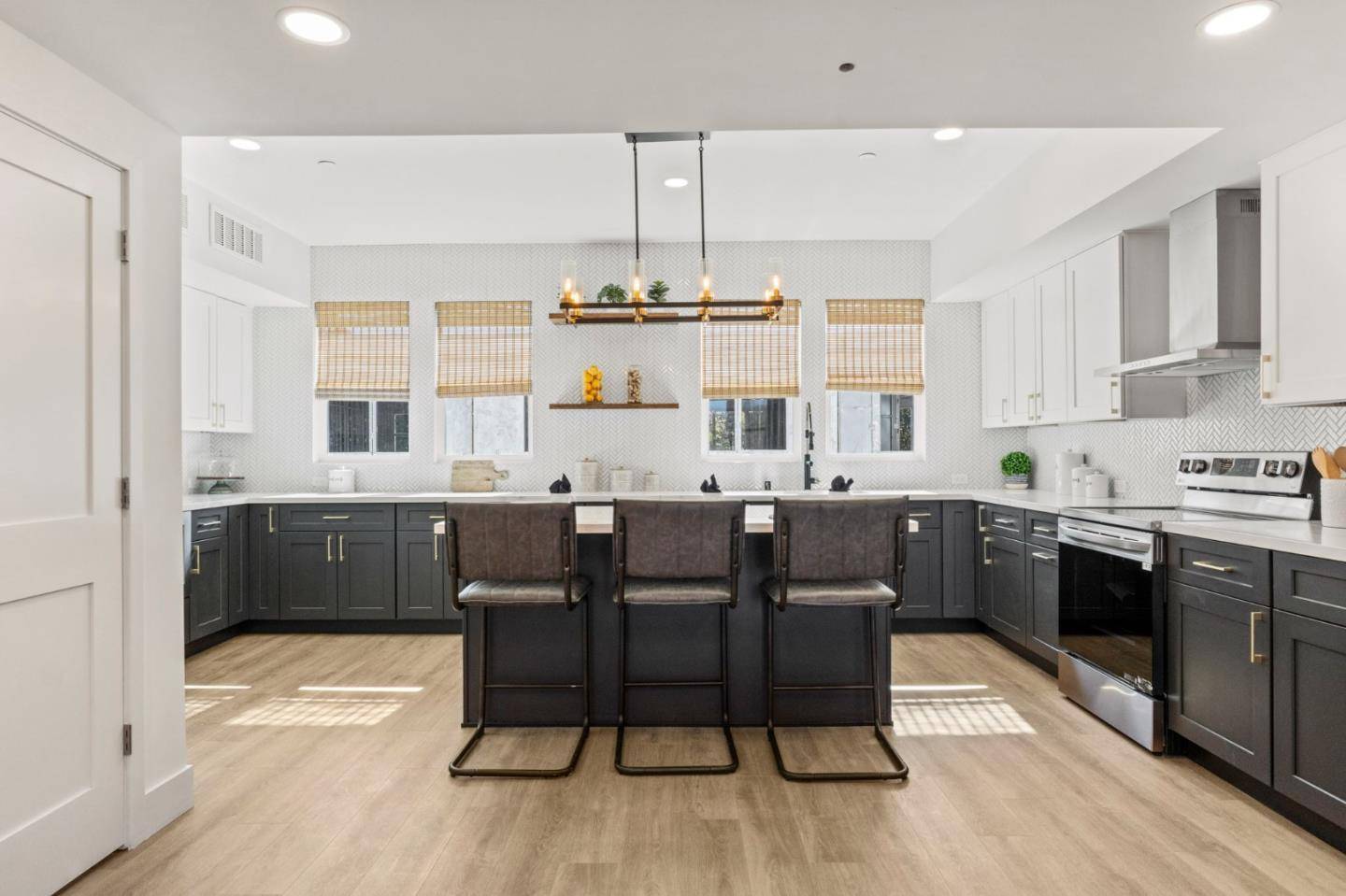 583 Compton TER, Sunnyvale, CA 94085