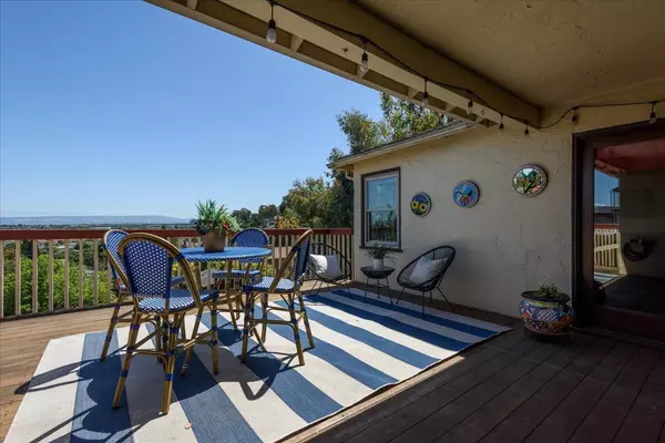 Belmont, CA 94002,1720 Hillman AVE