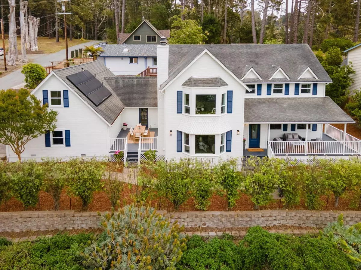 Montara, CA 94037,900 Franklin ST