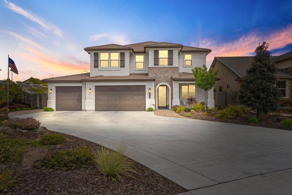 1515 Sunflower DR, Hollister, CA 95023