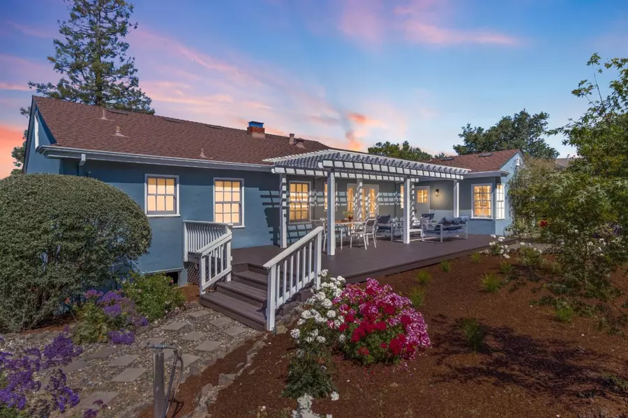 206 Frances LN, Redwood City, CA 94062