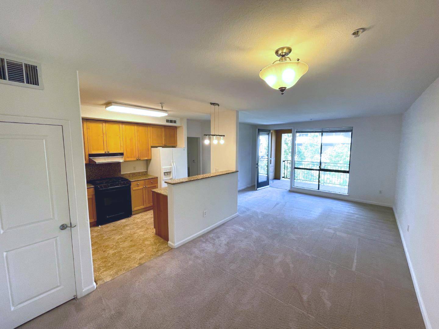 Cupertino, CA 95014,19503 Stevens Creek 311