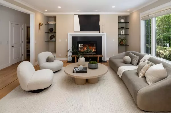 Palo Alto, CA 94301,1755 Webster ST