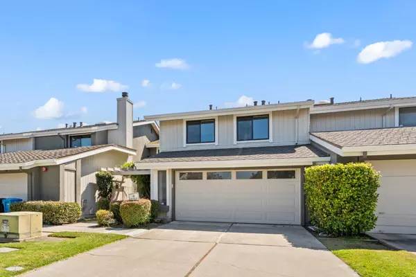 Redwood City, CA 94065,17 Spinnaker PL