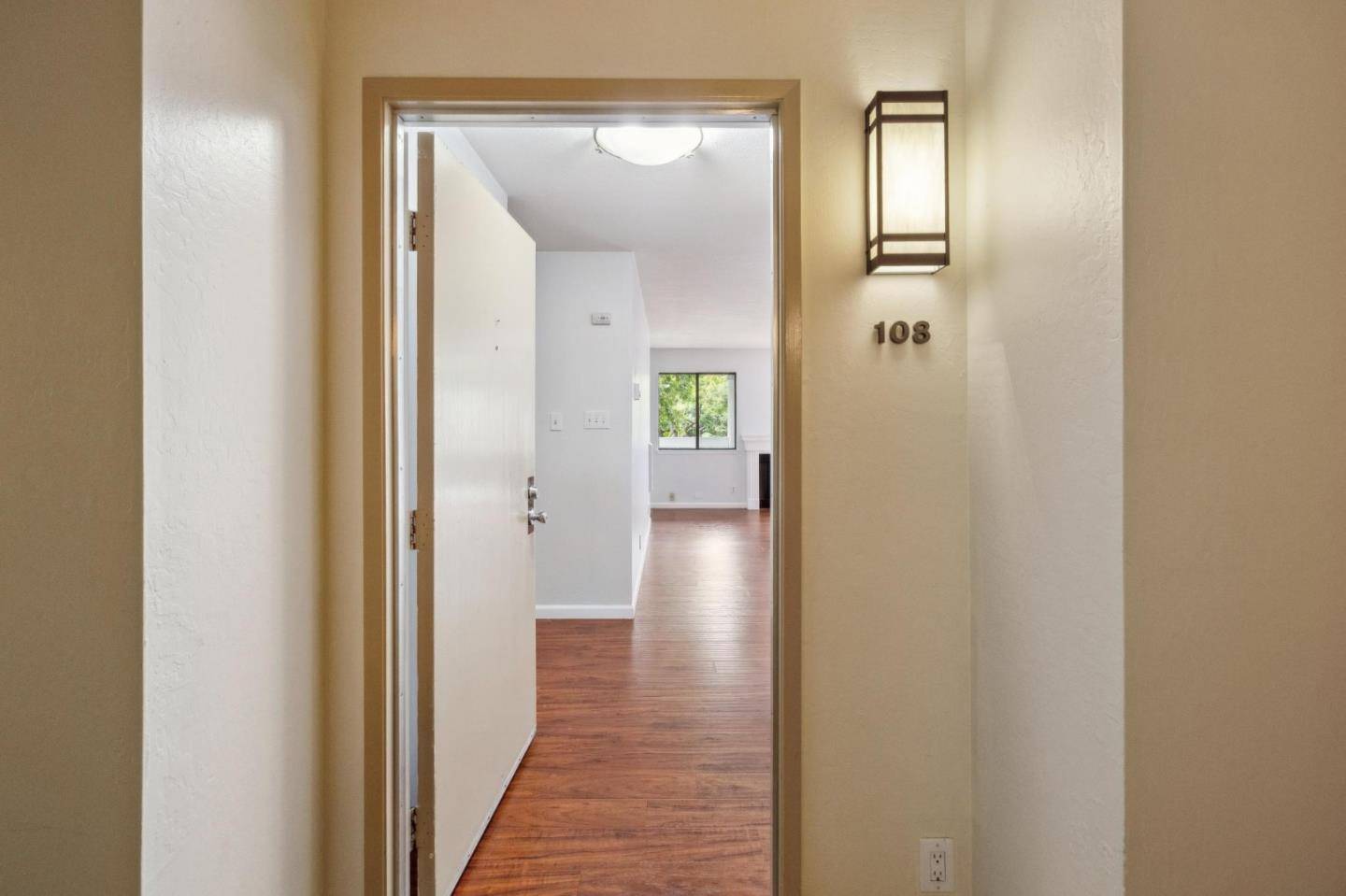 Foster City, CA 94404,1061 Beach Park BLVD 108