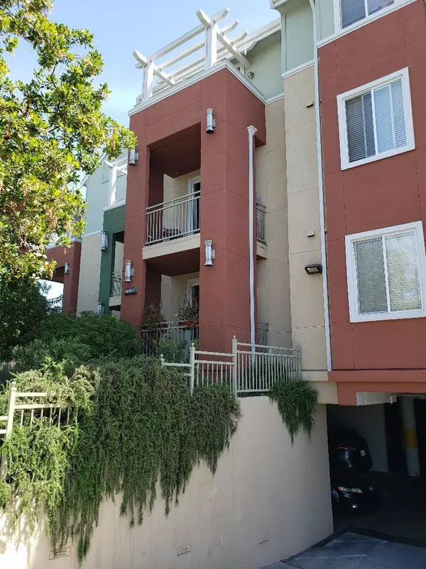 2330 University AVE 200, East Palo Alto, CA 94303
