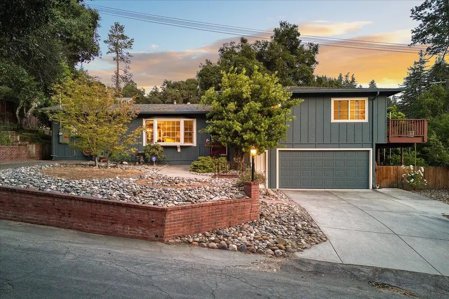 8744 Hihn RD, Ben Lomond, CA 95005