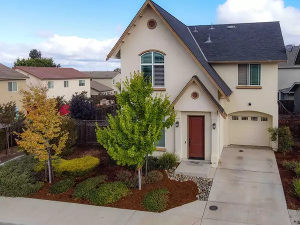 1600 Panorama DR, Hollister, CA 95023