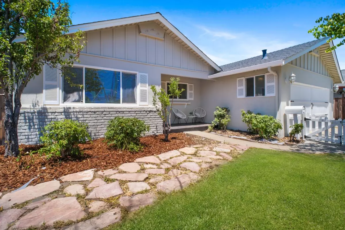 Campbell, CA 95008,1713 W Campbell AVE
