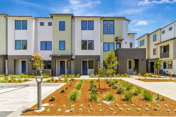 2878 Josephine LN, Palo Alto, CA 94303