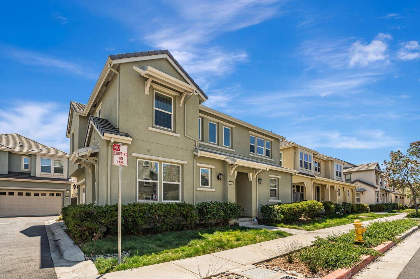 San Jose, CA 95123,6083 Golden Vista DR
