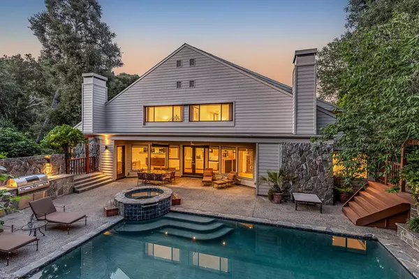 3 Oak Forest CT, Portola Valley, CA 94028