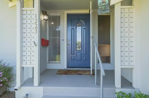 Salinas, CA 93901,1223 Padre DR