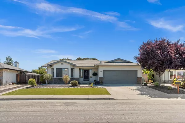 1031 Trinity DR, Hollister, CA 95023