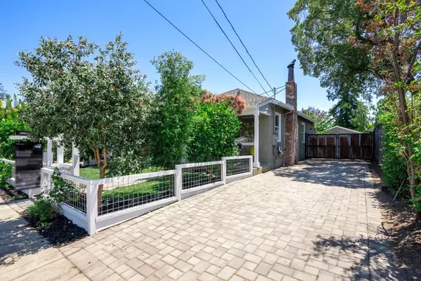 Redwood City, CA 94062,2653 Brewster AVE