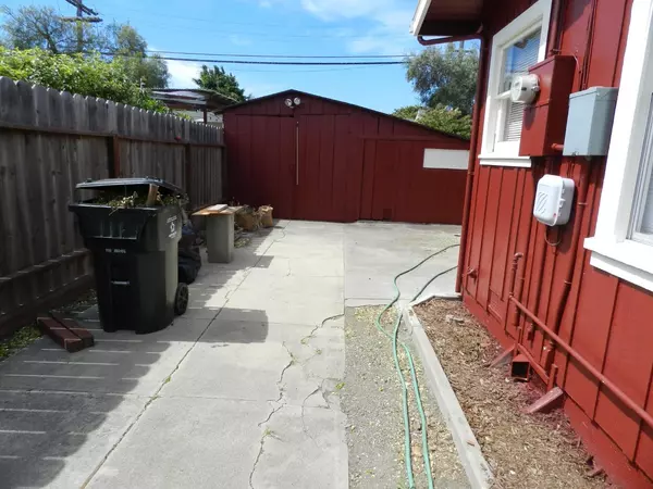 Salinas, CA 93901,50 Katherine AVE