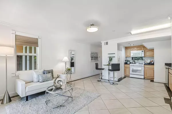 San Jose, CA 95112,1421 N 1st ST 251