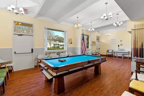 Los Gatos, CA 95032,14225 Lora DR 36