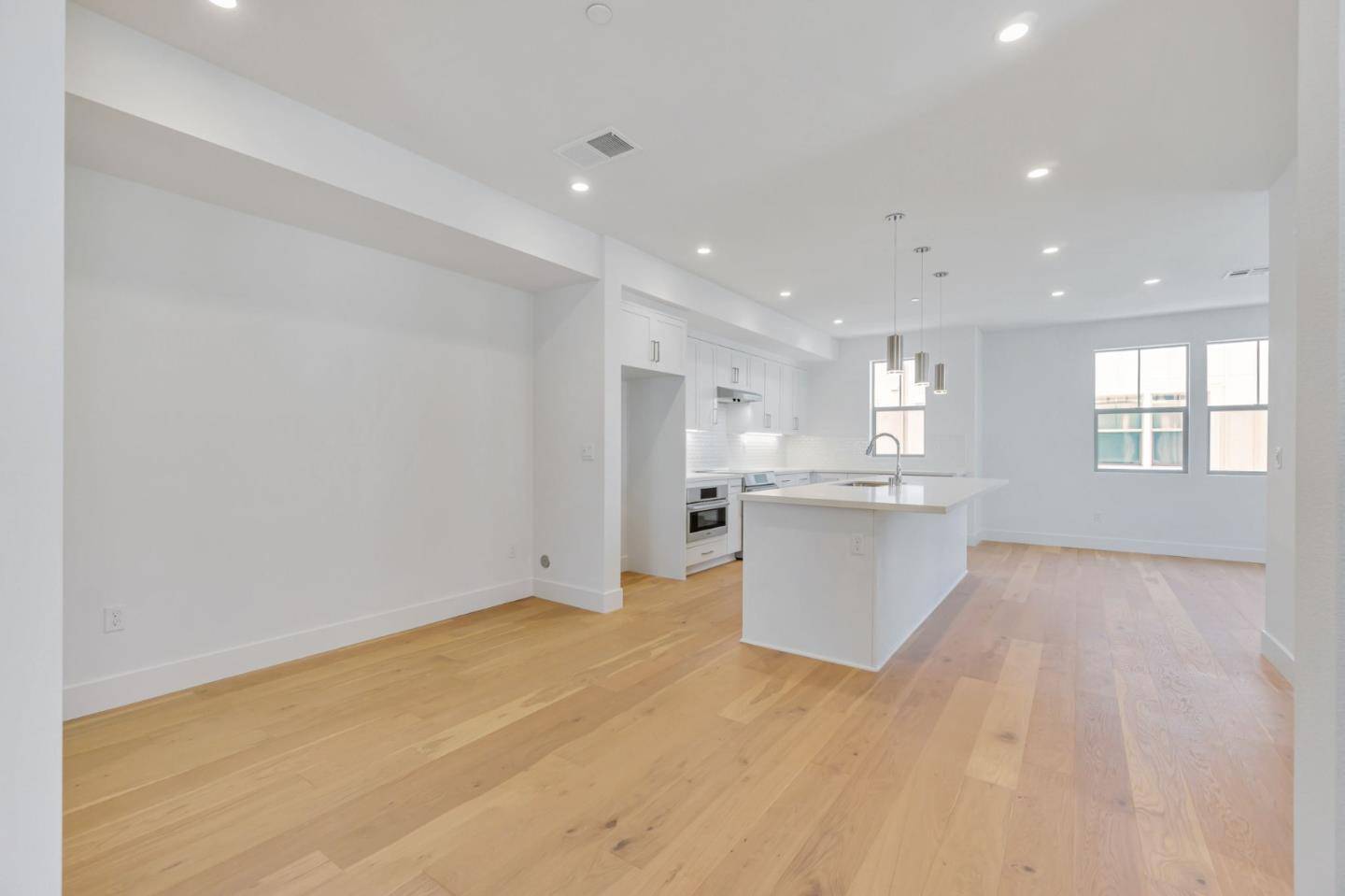 Walnut Creek, CA 94597,225 Oak CIR
