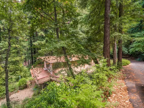 Scotts Valley, CA 95066,325 Woodland DR