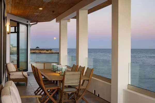 2900 E Cliff DR, Santa Cruz, CA 95062