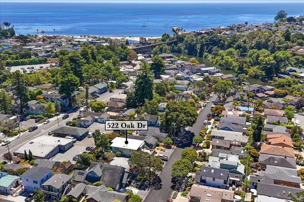 522 Oak DR, Capitola, CA 95010
