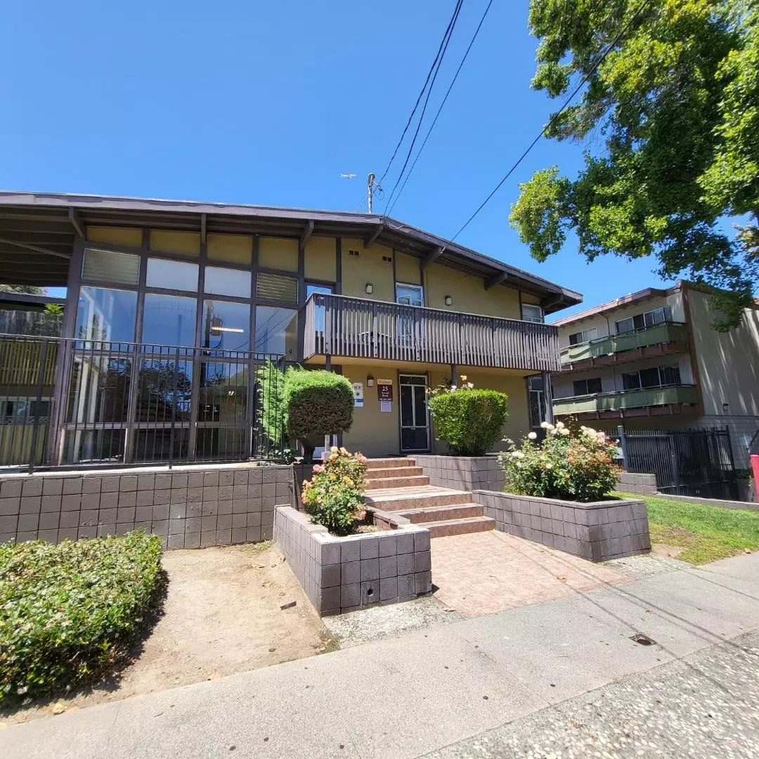 East Palo Alto, CA 94303,25 Newell RD