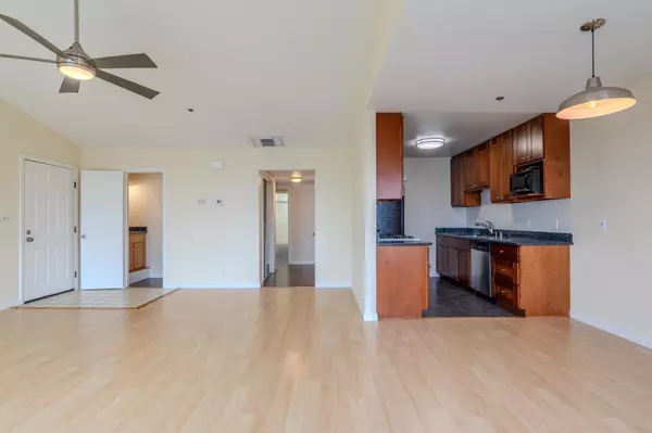 Daly City, CA 94014,1024 San Luis CIR 724