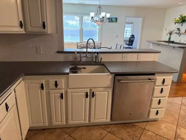 Redwood City, CA 94061,1018 King