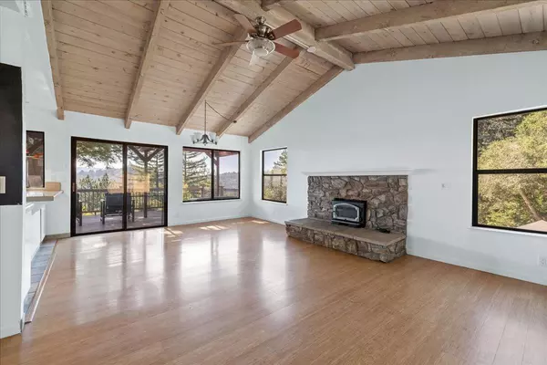 Los Gatos, CA 95033,25435 Hutchinson RD