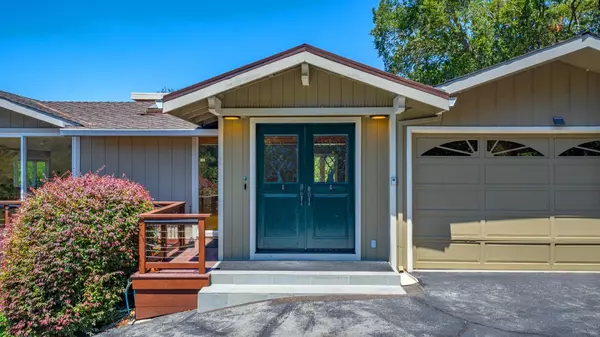 Portola Valley, CA 94028,15 Kiowa CT