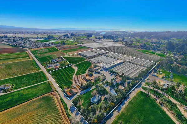 371 Calabasas RD, Watsonville, CA 95076
