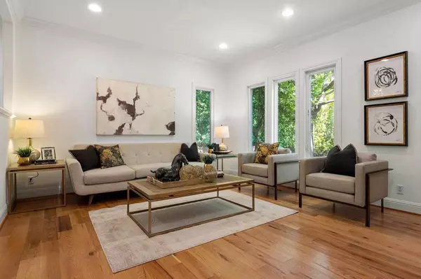 Burlingame, CA 94010,1509 Los Montes DR