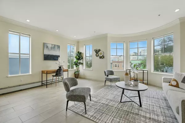 San Francisco, CA 94117,500 Masonic AVE 5