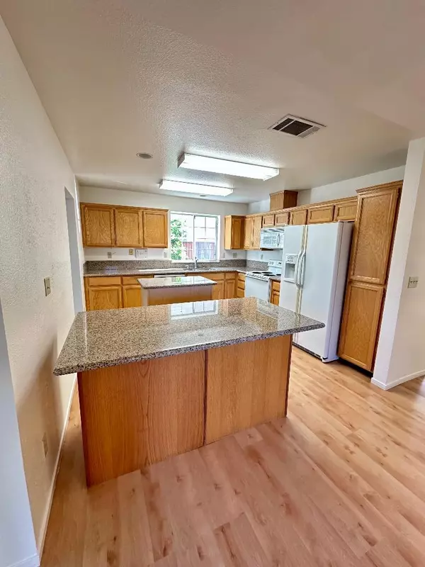 Pinole, CA 94564,1756 Primrose LN