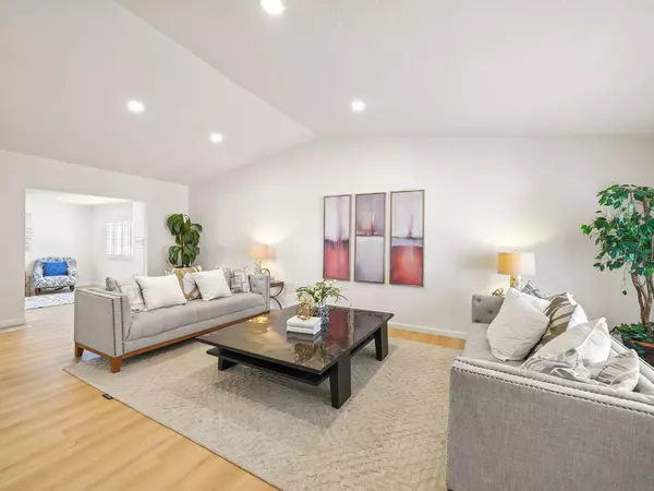 San Jose, CA 95123,638 Lyonburry PL