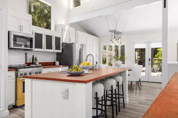 Aptos, CA 95003,321 Valencia RD