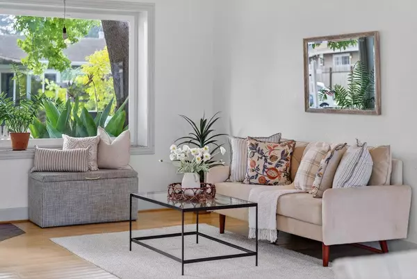 Aptos, CA 95003,516 Gertrude AVE