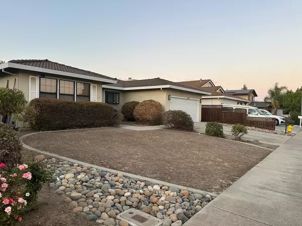 Hollister, CA 95023,1670 Sausalito DR