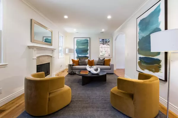 Los Altos, CA 94024,11722 Putter WAY