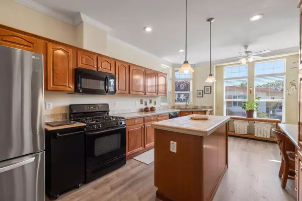 Sunnyvale, CA 94089,1050 Borregas AVE 92