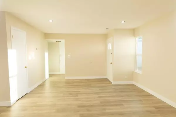 Salinas, CA 93906,1634 Cuevas CIR