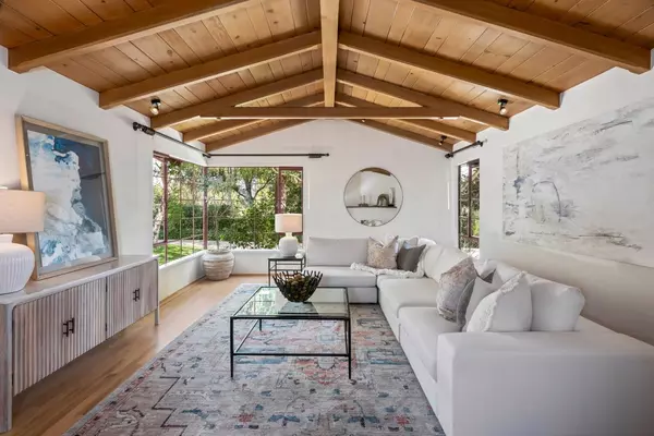 Los Altos Hills, CA 94022,25620 Deerfield DR