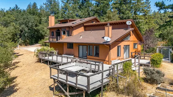 Boulder Creek, CA 95006,450 Hawk Ridge RD